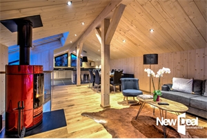 propriete à la vente -   74400  CHAMONIX MONT BLANC, surface 580 m2 vente propriete - UBI450645971